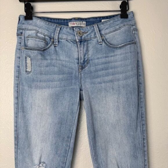 Guess Sienna curvy fit medium rise curvy skinny distressed jeans 27 - Picture 2 of 13